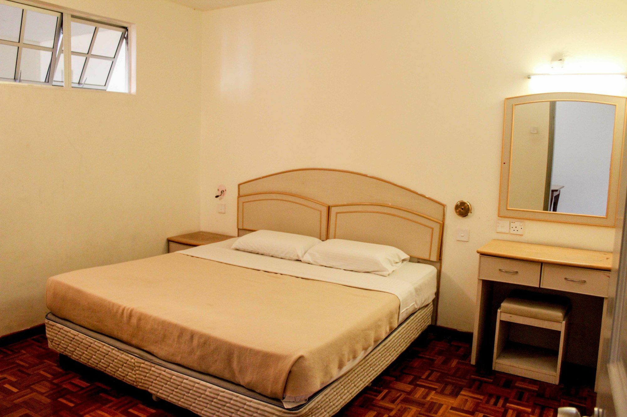 Hotel Star Regency &